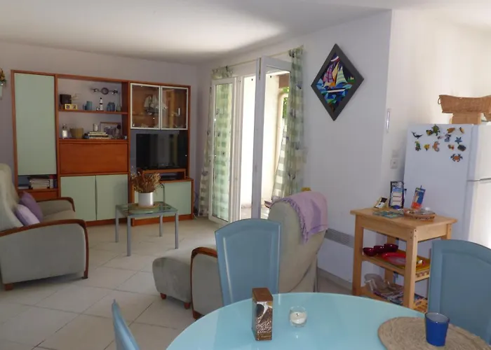 Maison T4 Climatisee, Meublee De Tourisme 3*,6 Couchages,narbonne ناربون بلاج
